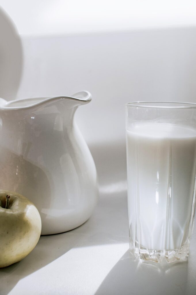 酵素ダイエットに牛乳を割ると太るのか？